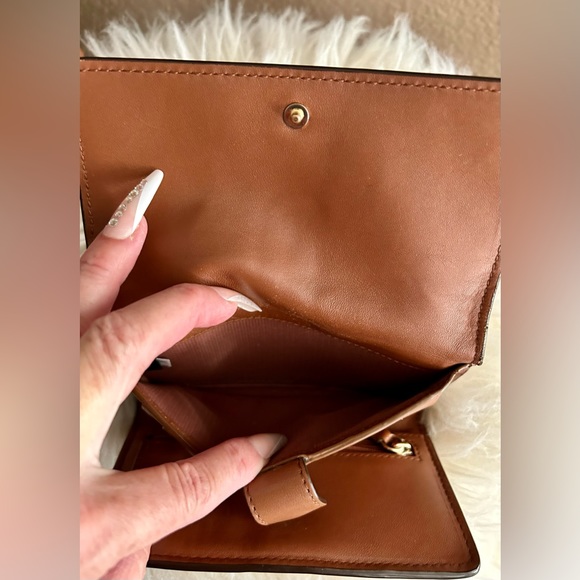 Coach Crossbody Wallet Medium sized - Picture 5 of 12